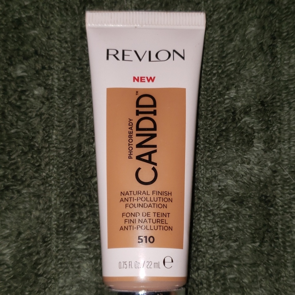 Revlon Photoready Candid Foundation